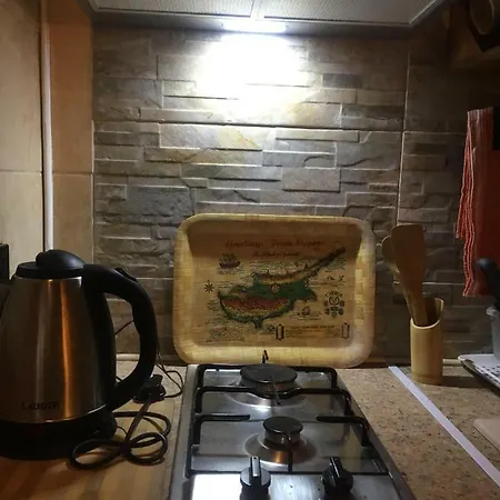 Steampunk Studio On The Beach דירה לימסול